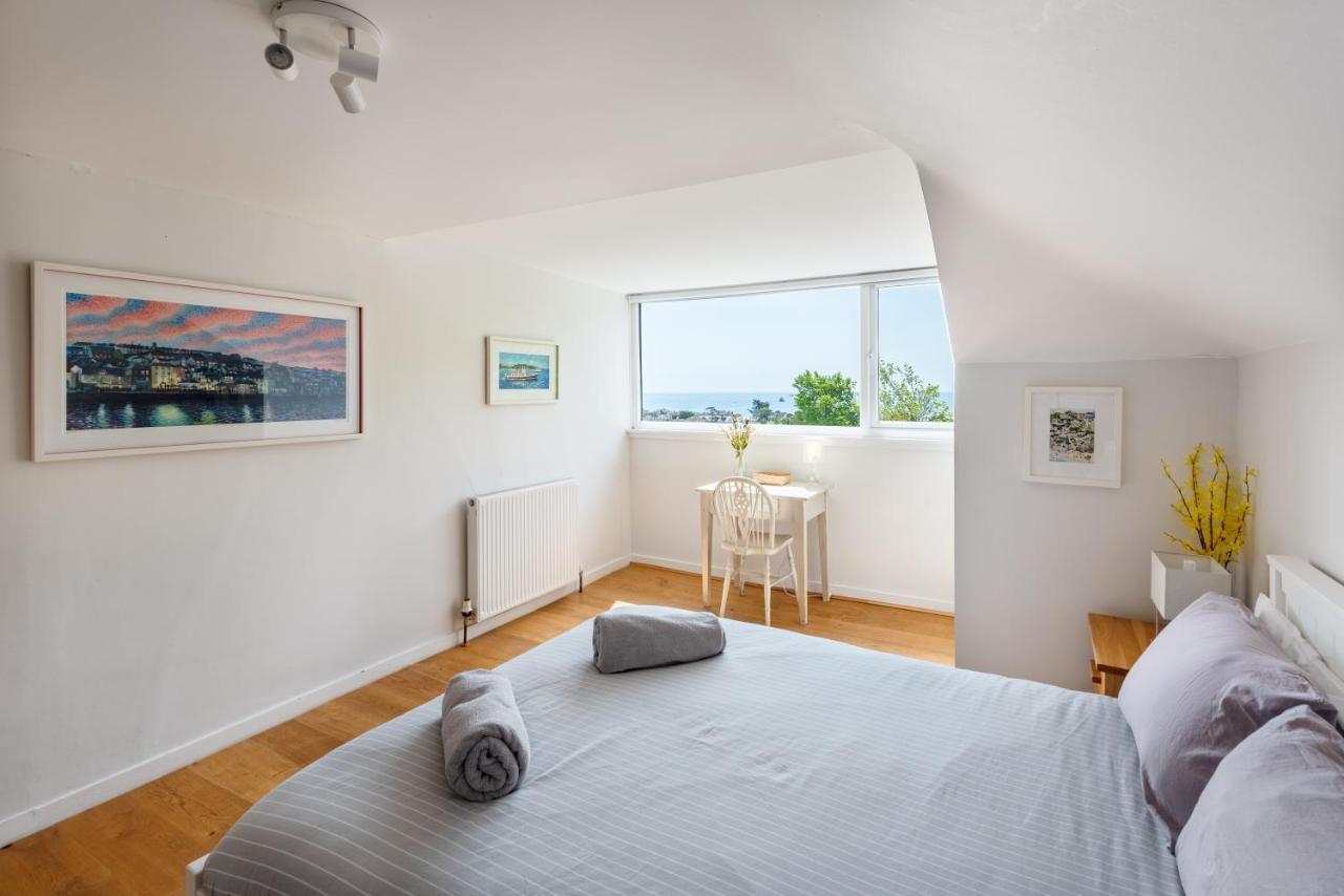 Manacles - Spacious Flat Near Beach With Sea Views & Parking Falmouth Eksteriør billede